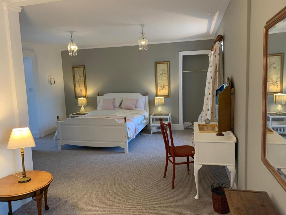 Hill House - Mews Town House, In A Quiet Private Close, In The City Centre Of Inverness. Bagian luar foto